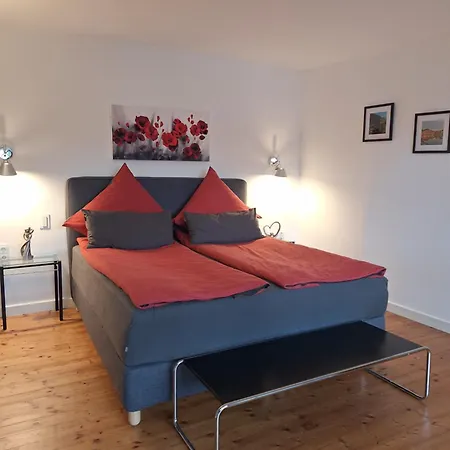 Apartamento Moselperle- Urlaub Im Historischen Fachwerkhaeuschen Bullay