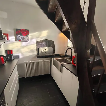 Moselperle- Urlaub Im Historischen Fachwerkhaeuschen Apartamento Bullay