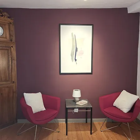 Moselperle- Urlaub Im Historischen Fachwerkhaeuschen * Bullay