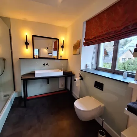 Moselperle- Urlaub Im Historischen Fachwerkhaeuschen Διαμέρισμα *